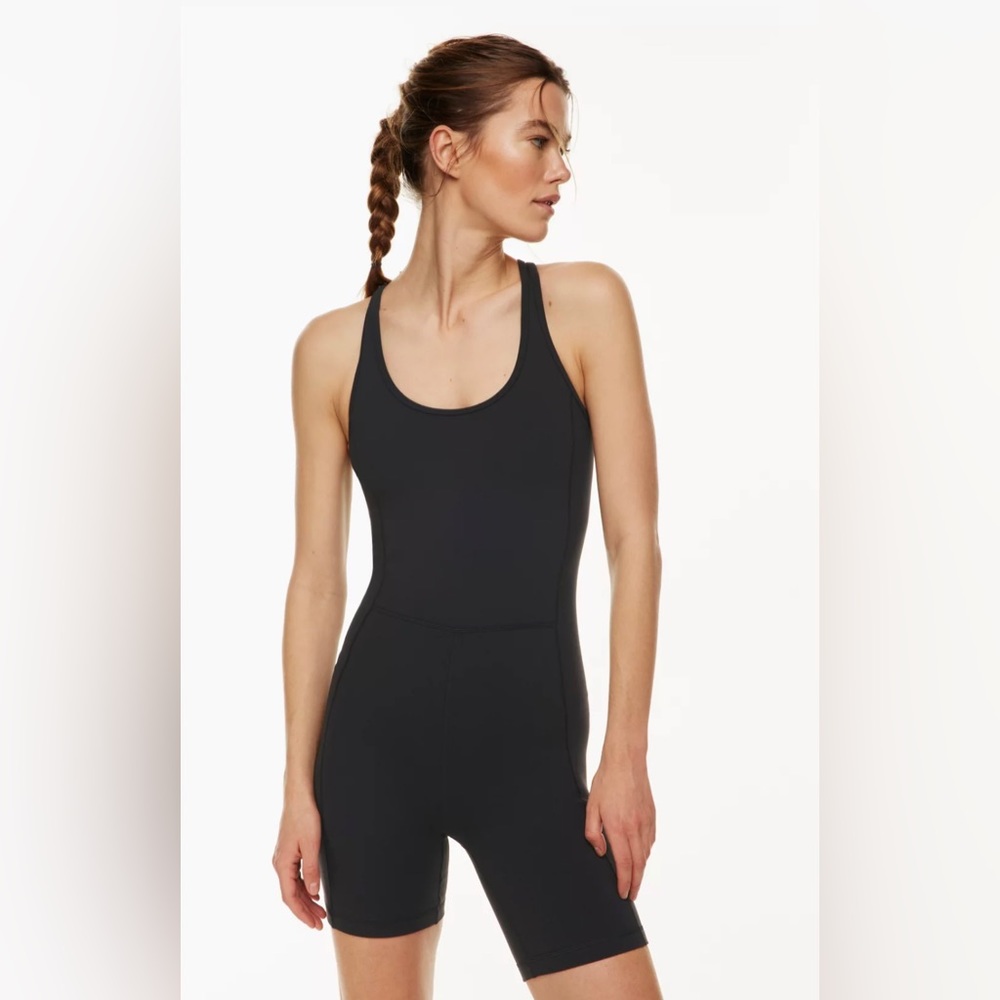 NEW WITH TAGS - TNA ARITZIA ROMPER - most flattering and comfortable fit - navy